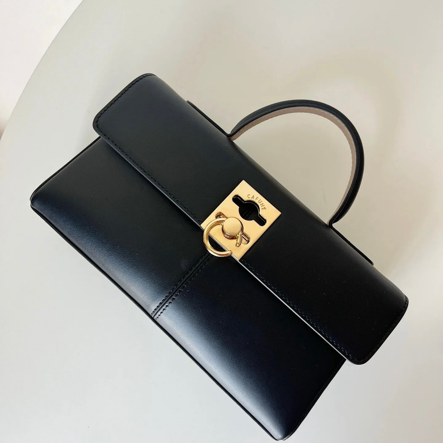 Clare Wallet On Chain Pouch