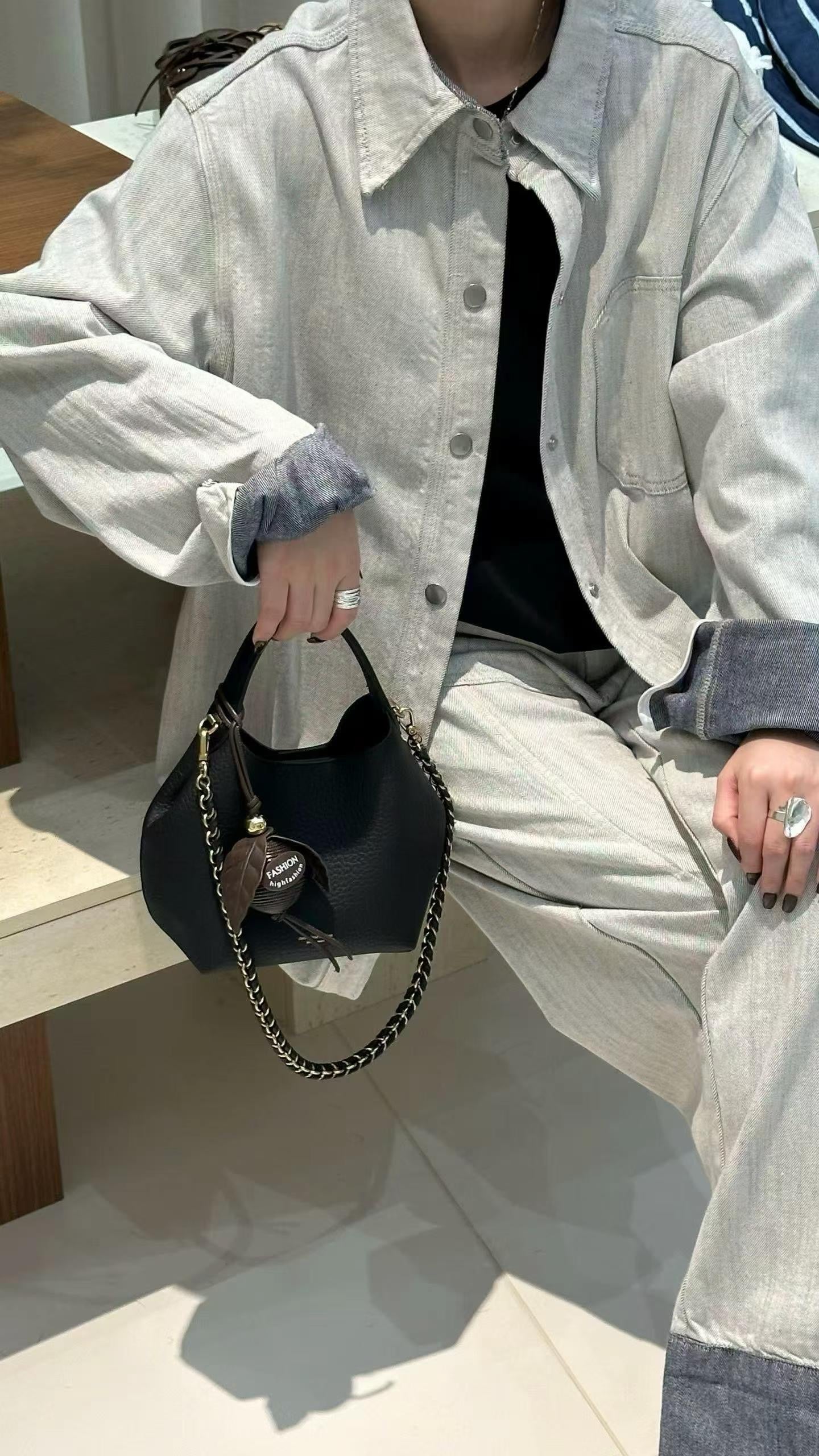 Avery Mini Chain Hobo
